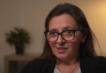 Jasmina je nakon smrti roditelja nasledila 2 saksije, a njen brat 3 kuće i 2 placa: Ali tek nakon ovih reči shvatila je surovu istinu koja joj je slomila srce Jasmina je nakon smrti roditelja nasledila 2 saksije, a njen brat 3 kuće i 2 placa: Ali tek nakon ovih reči shvatila je surovu istinu koja joj je slomila srce - featured image