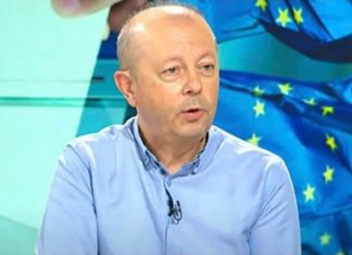 Ljudi misle da im je pao pritisak, a ustvari srce je stalo na trenutak: Srpski kardiolog otkrio šta prvo da uradite kad preskače i lupa Ljudi misle da im je pao pritisak, a ustvari srce je stalo na trenutak: Srpski kardiolog otkrio šta prvo da uradite kad preskače i lupa - featured image