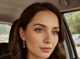 Došla sam kući s posla i zatekla muža i “najbolju prijateljicu” u mom laboratorijskom ogrtaču; mislili su da su pobijedili, ali su zaboravili tko sam ja. Došla sam kući s posla i zatekla muža i “najbolju prijateljicu” u mom laboratorijskom ogrtaču; mislili su da su pobijedili, ali su zaboravili tko sam ja. - featured image