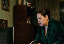 Noć kada je istina zasvetlela na ekranu: žena je mislila da muž spava, a onda je pročitala poruku koja menja sve Noć kada je istina zasvetlela na ekranu: žena je mislila da muž spava, a onda je pročitala poruku koja menja sve - featured image