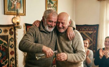 Dva rođena brata nisu govorila 20 godina zbog ograde, a onda je jedan potez srušio zid između njih. Dva rođena brata nisu govorila 20 godina zbog ograde, a onda je jedan potez srušio zid između njih. - featured image