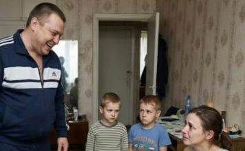 „To su tvoje djeca. Rukuj se s njima kako želiš” — rekao je i otišao. Petnaest godina kasnije, sudbina je došla po svoje. „To su tvoje djeca. Rukuj se s njima kako želiš” — rekao je i otišao. Petnaest godina kasnije, sudbina je došla po svoje. - featured image