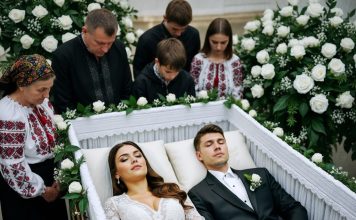 “Poginuli samo 30 minuta nakon venčanja: Šokantna istina koja je promenila njihov sudbonosni trenutak i zauvek preokrenula njihove živote!”😱😱😱 “Poginuli samo 30 minuta nakon venčanja: Šokantna istina koja je promenila njihov sudbonosni trenutak i zauvek preokrenula njihove živote!”😱😱😱 - featured image