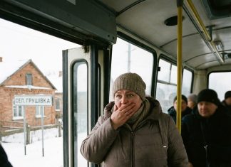 „Ne ulazi u auto sa mužem“:Ovo je pitanje života i smrti. Sve ćeš razumeti kad vidiš ko će biti u tom autobusu.“ I tako, kad sam ušla u autobus, zaledila sam se… 😲😲😲 „Ne ulazi u auto sa mužem“:Ovo je pitanje života i smrti. Sve ćeš razumeti kad vidiš ko će biti u tom autobusu.“ I tako, kad sam ušla u autobus, zaledila sam se… 😲😲😲 - featured image
