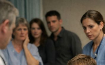 Rekli su mi da moje novorođenče nije preživjelo… ali ono što je moj stariji sin rekao nakon toga šokiralo je cijelu sobu. Rekli su mi da moje novorođenče nije preživjelo… ali ono što je moj stariji sin rekao nakon toga šokiralo je cijelu sobu. - featured image