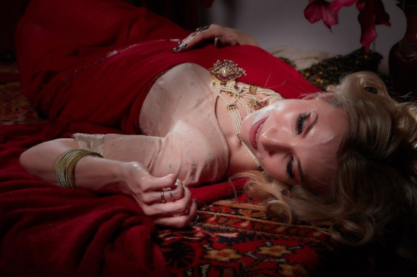 “Kad sam videla čija sa robinja skamenila sam se, znala sam tog čoveka”: Ispovest Beograđanke koja je 4 godine provela u haremu - featured image “Kad sam videla čija sa robinja skamenila sam se, znala sam tog čoveka”: Ispovest Beograđanke koja je 4 godine provela u haremu - featured image