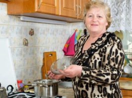 Navika koja krade sreću: Mnogi je imaju, a nisu ni svesni šta time sebi prave Navika koja krade sreću: Mnogi je imaju, a nisu ni svesni šta time sebi prave - featured image