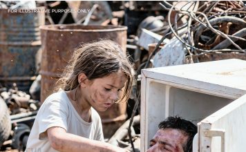 Devojčica je otvorila napušteni frižider na deponiji: ono što je našla promenilo je dva života zauvek