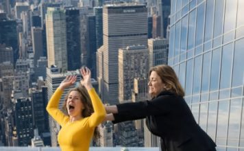 Svekrva je gurnula nevjestu sa krova visokog nebodera zbog nasljedstva, ali nije ni sanjala šta će se desiti za nekoliko minuta 😨😲 Svekrva je gurnula nevjestu sa krova visokog nebodera zbog nasljedstva, ali nije ni sanjala šta će se desiti za nekoliko minuta 😨😲 - featured image