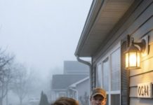 U 5 ujutru, moja trudna ćerka pojavila se na mojim vratima modra i uplakana — njen muž je pozvao nekoliko minuta kasnije… ali nije imao pojma ko sam ja. U 5 ujutru, moja trudna ćerka pojavila se na mojim vratima modra i uplakana — njen muž je pozvao nekoliko minuta kasnije… ali nije imao pojma ko sam ja. - featured image