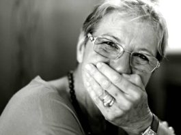 Šta treba žena uraditi da bi joj muškarac jeo iz ruku – mudar odgovor je dala baka