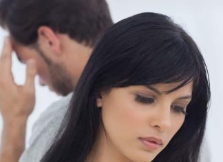 Ako ti muškarac kaže neku od ovih 7 rečenica – možda već ima drugu!