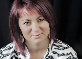 Ako primijetiš da žena radi ovih 6 stvari – znaj da ispred sebe imaš osobu otrovnu do kostiju (a broj 5 je najjeziviji od svih)