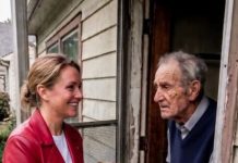 Bilo mi je žao usamljenog namrgođenog starca iz komšiluka pa sam mu svako veče donosila večeru: Kad je umro ostavlja poruku koja mi menja život Bilo mi je žao usamljenog namrgođenog starca iz komšiluka pa sam mu svako veče donosila večeru: Kad je umro ostavlja poruku koja mi menja život - featured image