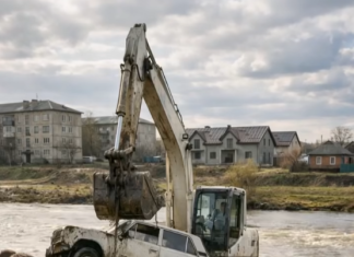 Mladenci su nestali na putu iz matične službe 1991. godine — a posle 15 godina bager je podigao sa dna reke automobil, i ono što su našli unutra otkrilo je užasnu tajnu 😲😨