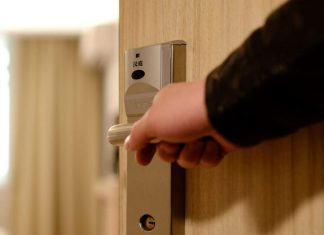 Nikada ne ostavljajte vrata spavaće sobe otvorena noću i to zbog jednog veoma ozbiljnog razloga