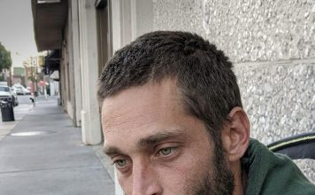 Udala sam se za beskućnika iz inata roditeljima — ali ono što sam zatekla kod kuće mjesec dana kasnije ostavilo me bez riječi Udala sam se za beskućnika iz inata roditeljima — ali ono što sam zatekla kod kuće mjesec dana kasnije ostavilo me bez riječi - featured image