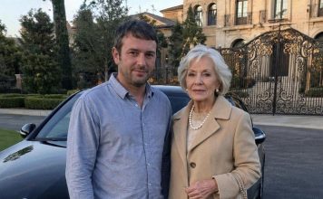 POSTAO SAM PRIVATNI VOZAČ BOGATE UDOVICE JER MI JE TREBAO NOVAC — A NAKON ŠTO ME OPTUŽILA ZA KRAĐU, PRONAŠAO SAM NJENU SKRIVENU PORUKU U AUTU I OSTAO U ŠOKU POSTAO SAM PRIVATNI VOZAČ BOGATE UDOVICE JER MI JE TREBAO NOVAC — A NAKON ŠTO ME OPTUŽILA ZA KRAĐU, PRONAŠAO SAM NJENU SKRIVENU PORUKU U AUTU I OSTAO U ŠOKU - featured image