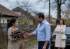 Vraćao sam se u selo kako bih najavio svoje vjenčanje, kada sam ugledao Ileanu trudnu, kako sama nosi naramak drva… Kada sam je upitao čije je dijete, njezin odgovor me skamenio. Vraćao sam se u selo kako bih najavio svoje vjenčanje, kada sam ugledao Ileanu trudnu, kako sama nosi naramak drva… Kada sam je upitao čije je dijete, njezin odgovor me skamenio. - featured image