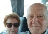 😱💔 Nakon 61 godine braka, suprug i ja prvi smo put zajedno krenuli na putovanje. Tijekom vožnje autobus se zaustavio, a moj suprug rekao je da ide na WC. Ali nikada se nije vratio. Kad mi je vozač prišao i pokazao snimku na svom telefonu, vidjela sam što je moj suprug učinio. Noge su mi klecnule od užasa i izgubila sam svijest… 😨😭‼️ 😱💔 Nakon 61 godine braka, suprug i ja prvi smo put zajedno krenuli na putovanje. Tijekom vožnje autobus se zaustavio, a moj suprug rekao je da ide na WC. Ali nikada se nije vratio. Kad mi je vozač prišao i pokazao snimku na svom telefonu, vidjela sam što je moj suprug učinio. Noge su mi klecnule od užasa i izgubila sam svijest… 😨😭‼️ - featured image