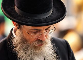 Na pitanje „Kako si?“ nikada ne odgovaraj „dobro“, već sledećom rečenicom: Jevrejska mudrost koja će vam sačuvati mir i sreću Na pitanje „Kako si?“ nikada ne odgovaraj „dobro“, već sledećom rečenicom: Jevrejska mudrost koja će vam sačuvati mir i sreću - featured image