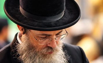 Na pitanje „Kako si?“ nikada ne odgovaraj „dobro“, već sledećom rečenicom: Jevrejska mudrost koja će vam sačuvati mir i sreću Na pitanje „Kako si?“ nikada ne odgovaraj „dobro“, već sledećom rečenicom: Jevrejska mudrost koja će vam sačuvati mir i sreću - featured image